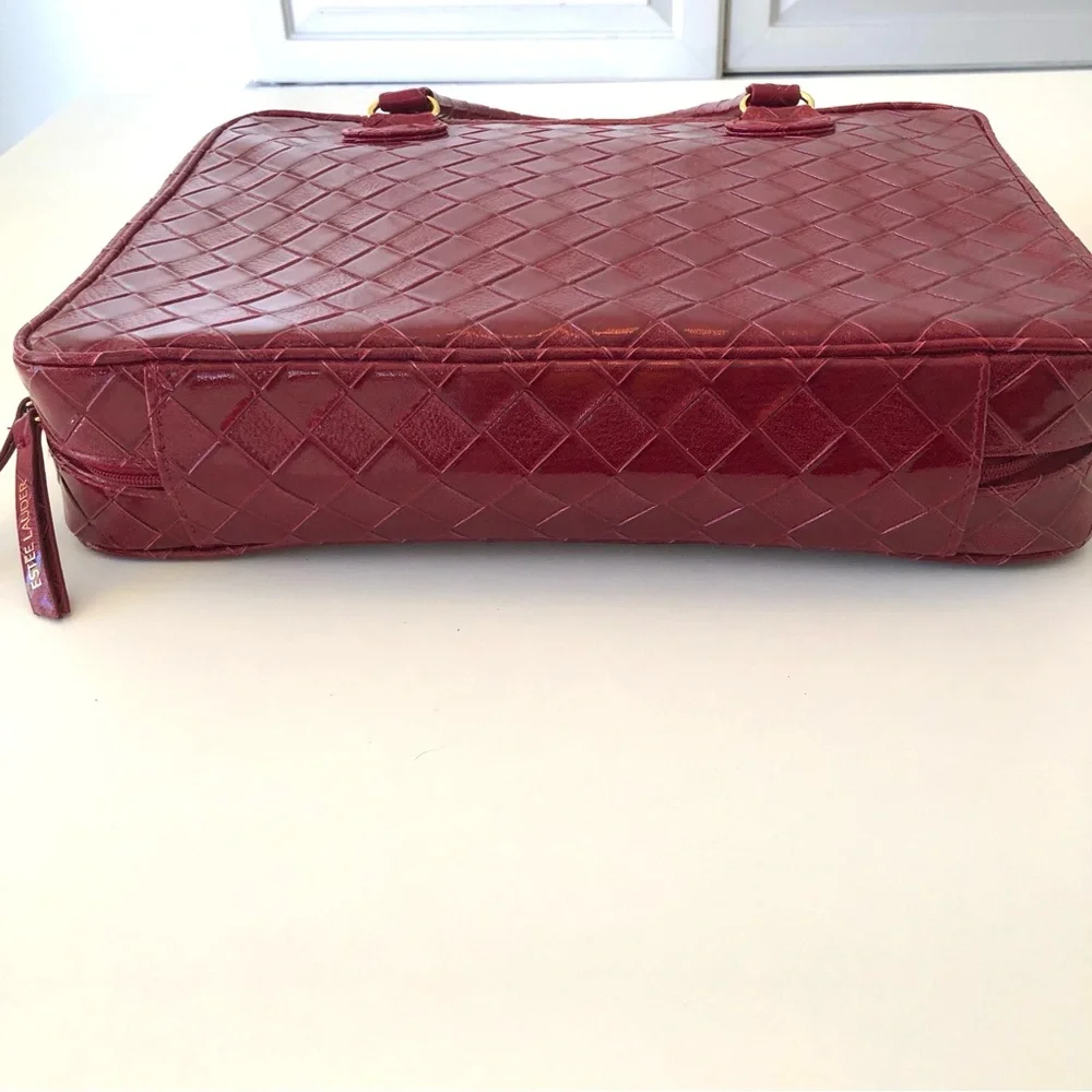 NWOT Estée Lauder Woven Burgundy Vanity Train Case Makeup Travel Laptop Bag